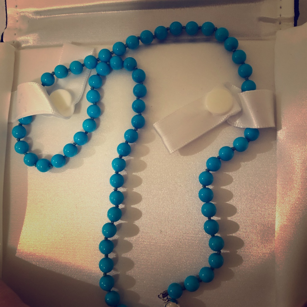 Strand Of Turquoise Beads Necklace